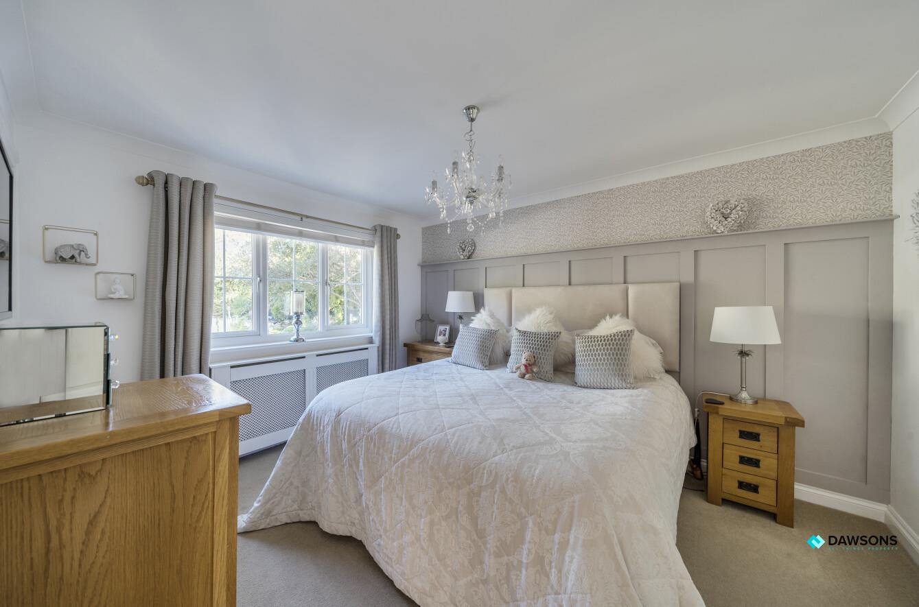 Gwscwm Park, Burry Port, SA16 0DX